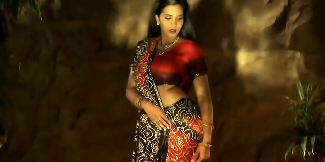 Amateur, Brunette, Dancing, Goddess, Indian, Mature, Milf, Solo